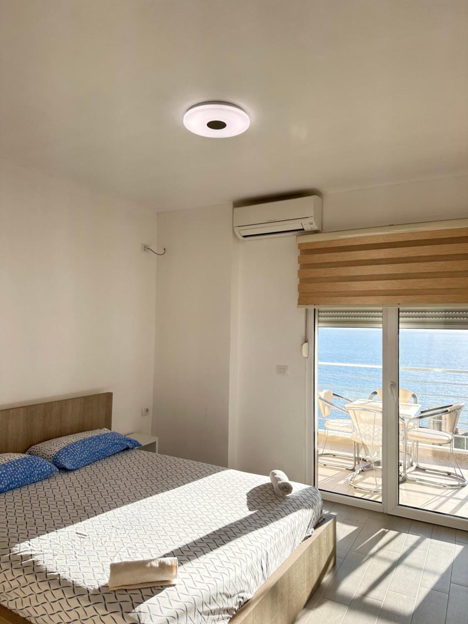 Rose Sea View Apartment Sarandë Exteriör bild